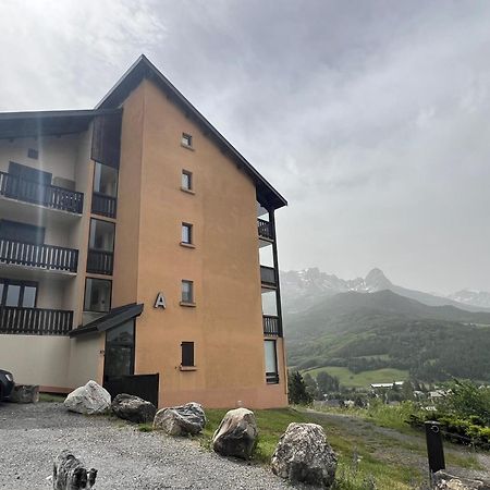 Terrasse Adroit T2 Barcelonnette - Wi-Fi Gratuit - 7 Couchages Appartement Buitenkant foto